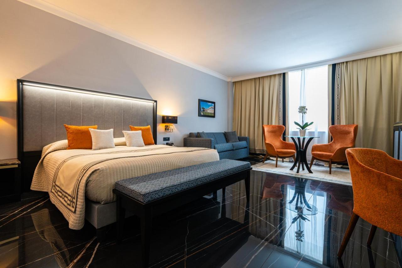 Deluxe Double Room Spa Access